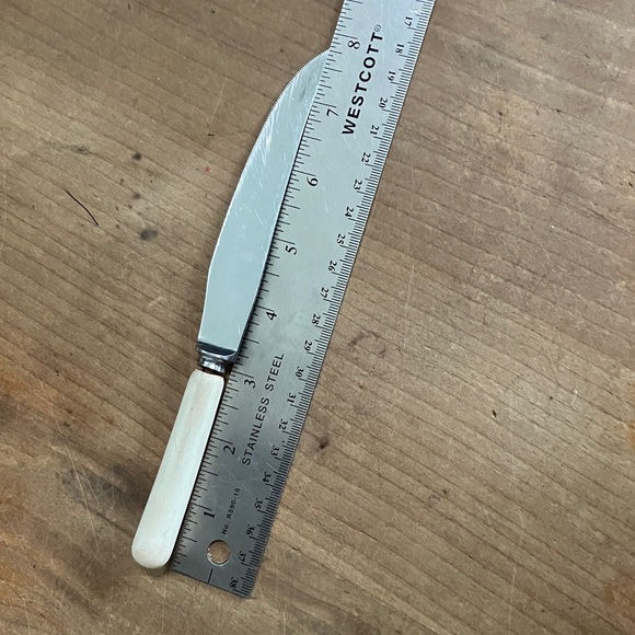 Haddon Hall Sheffield England  Cream Handled Knife - Picture 11 of 16